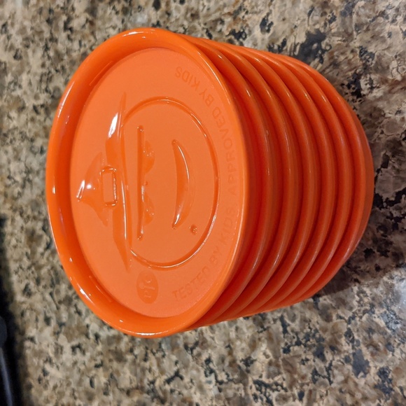 Pampered chef Halloween cookie cutters kids discontinued set of 7 - Picture 3 of 3